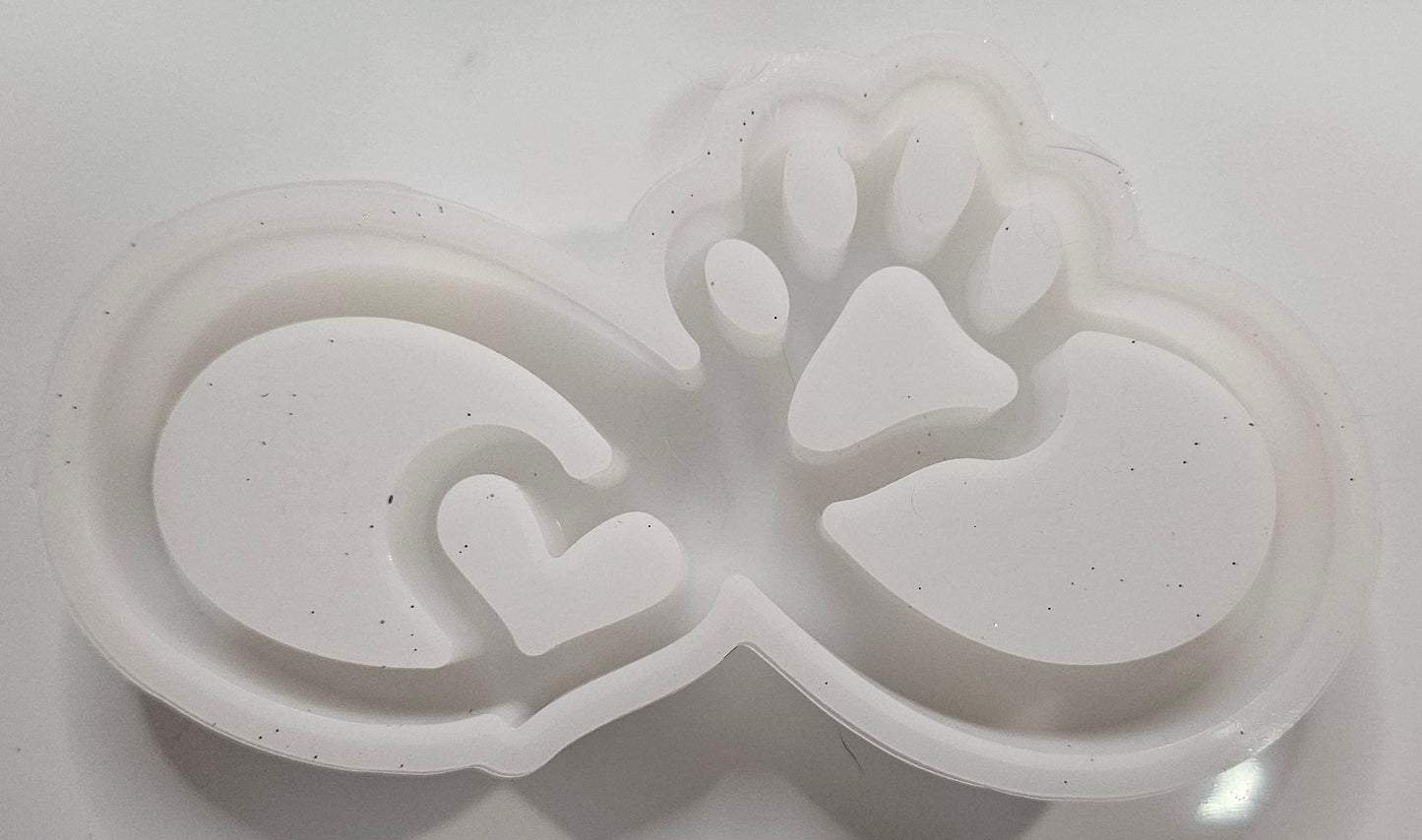Mold Infinite W/ Heart and Paw
