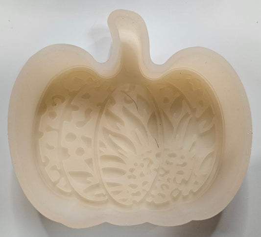 Mold Leopard Pumpkin W/ Sunflower