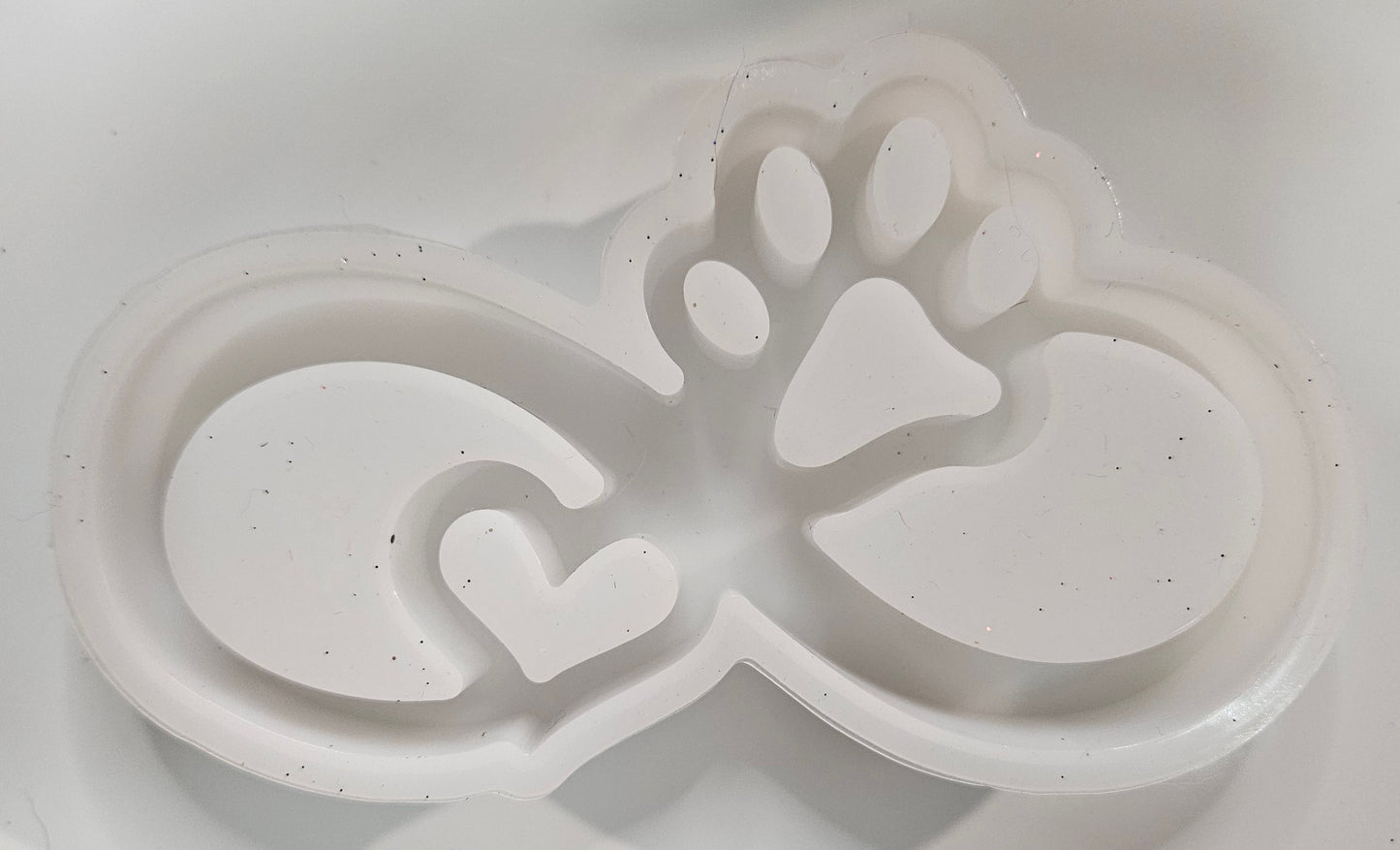 Mold Infinity W/ Paw