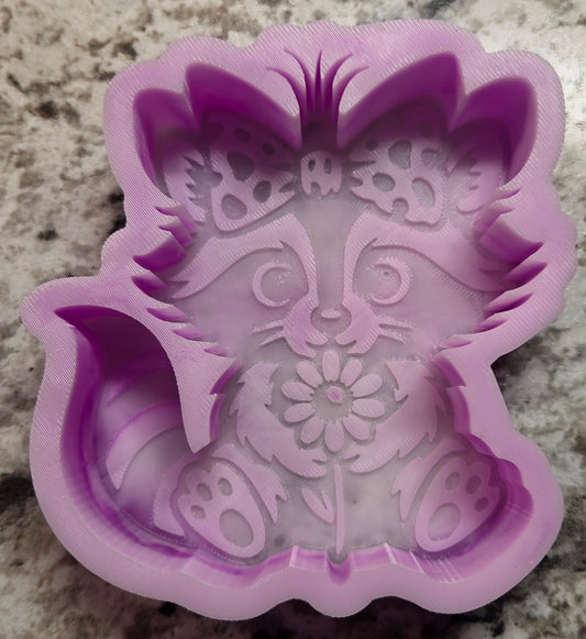 Mold Raccoon W/ Flower